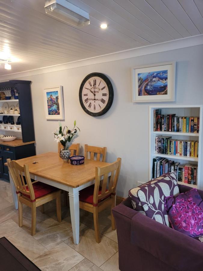 Retreats Old Bakery Roundstone